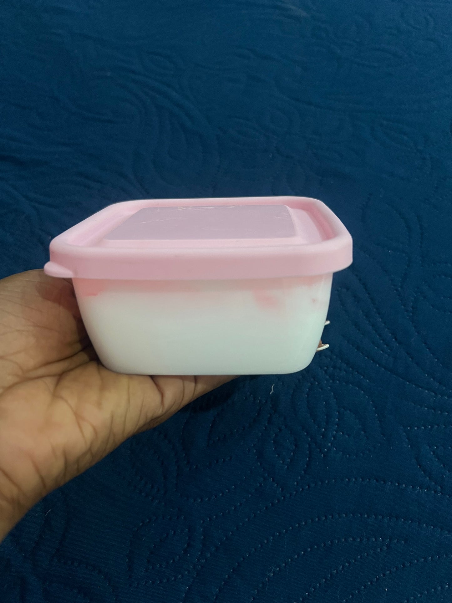 Pealing 12oz body bleaching cream XXX extra strength, results in 1 week intimate area friendly (7) business day before shipping time)