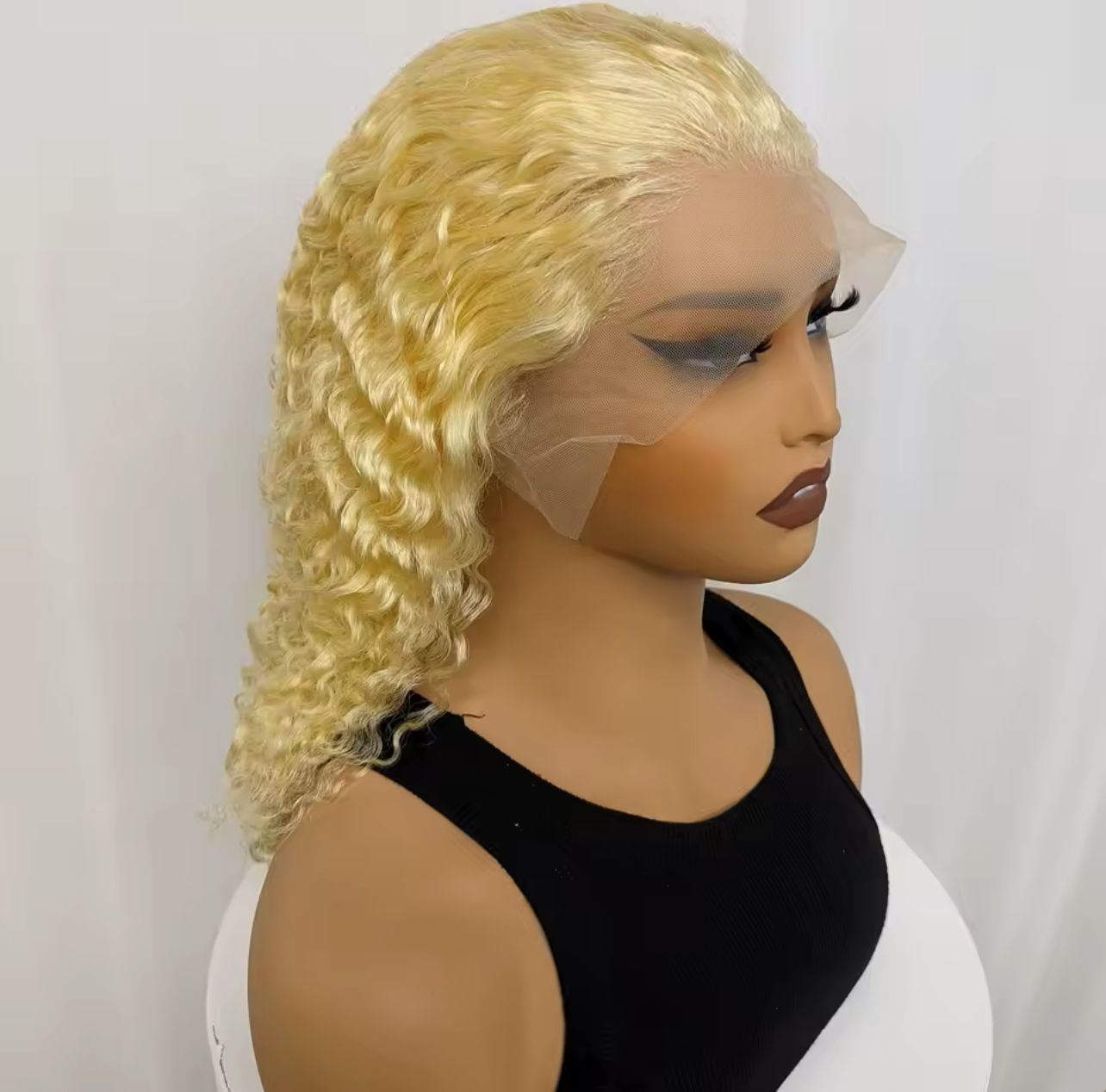 613# Blonde 20 Inches Water Wave Human Hair Wigs 13x4 Lace Frontal 250% Density Water Wave Remy Brazilian Hair for Black Women $25,000